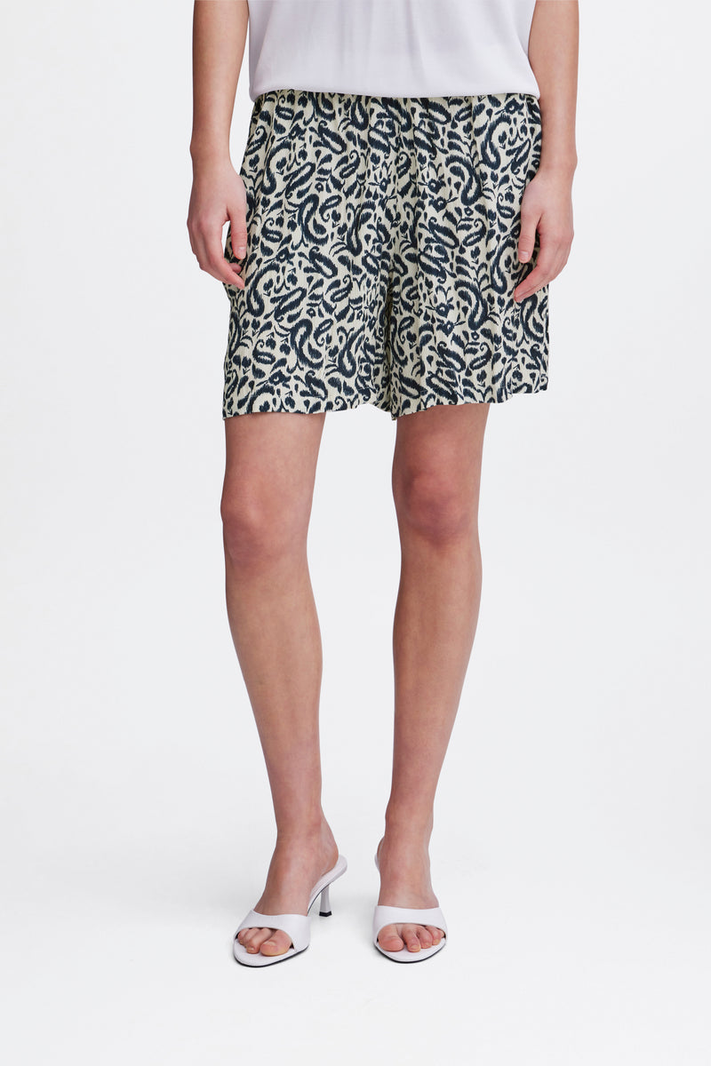 ICHI Marrakech Navy Paisley Shorts