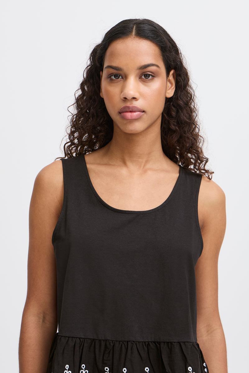 ICHI Maliu Black Embroidery Top