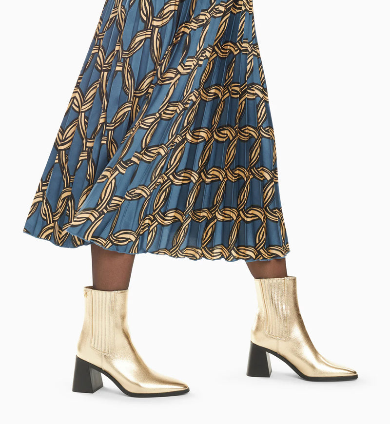 Vanessa Wu - Gold Boots