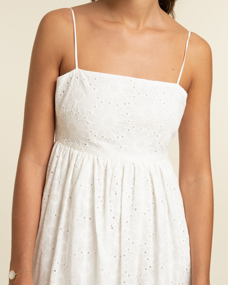 FRNCH - Kana White Embroidered Dress Pretty Parade Boutique FRNCH - Kana White Embroidered Dress Pretty Parade Boutique