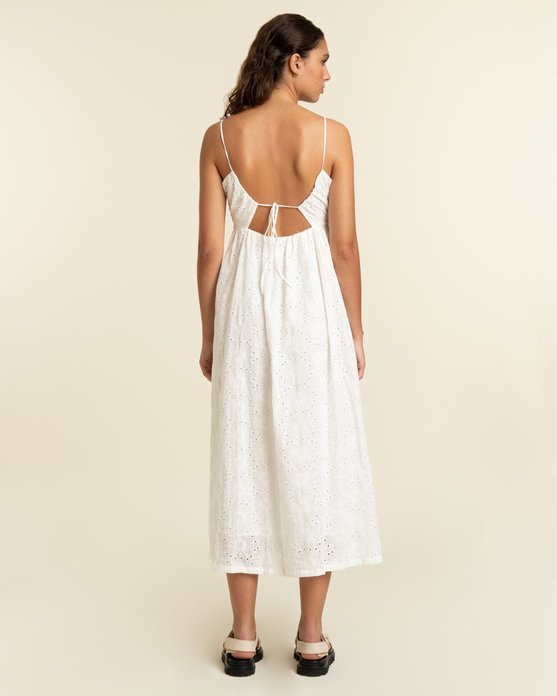 FRNCH - Kana White Embroidered Dress Pretty Parade Boutique FRNCH - Kana White Embroidered Dress Pretty Parade Boutique