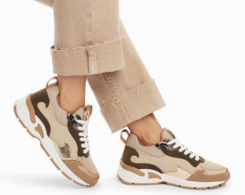 Sneakers discount vanessa wu