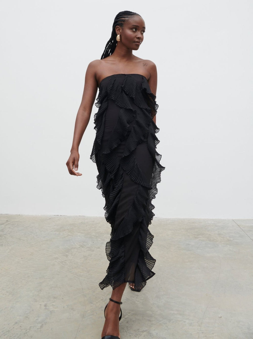 最終値下げ‼️The Row 新品Perry dressバニラXL Black Alari One Shoulder Maxi Dress