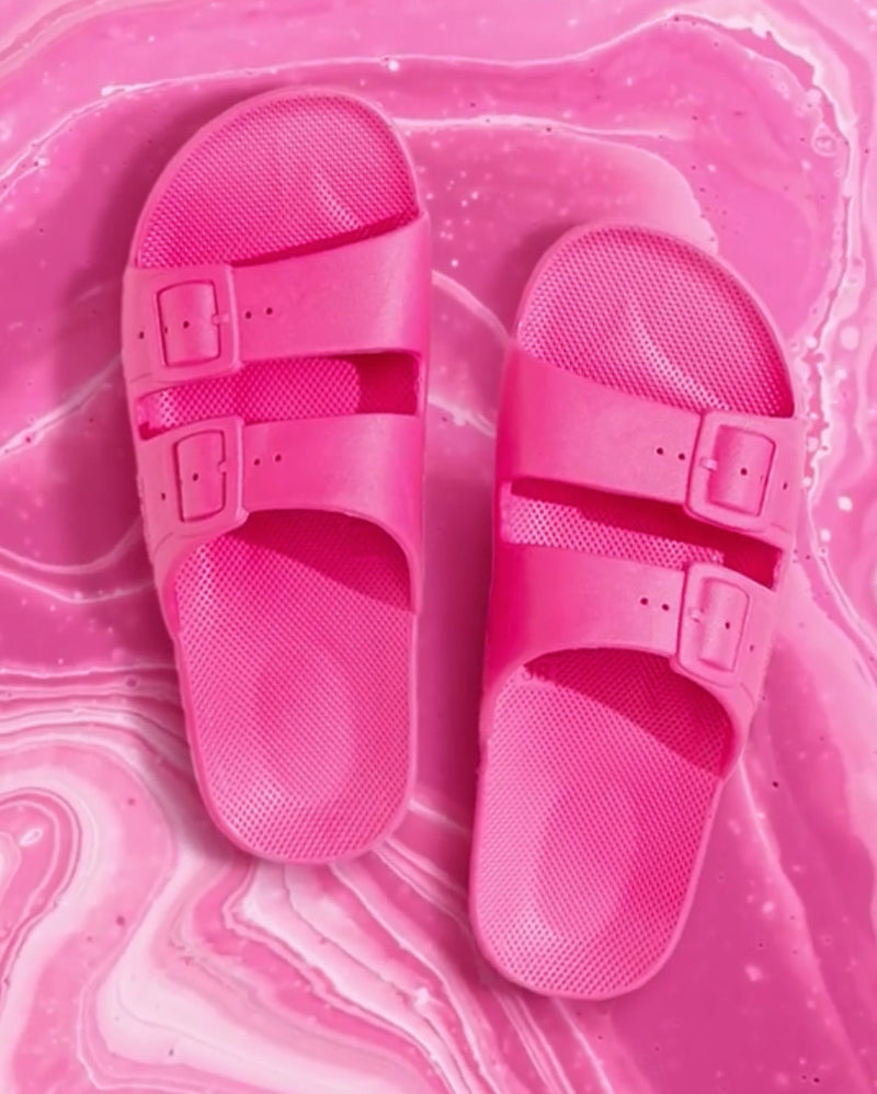 Freedom Moses Happy Pink Sliders – Pretty Parade Boutique