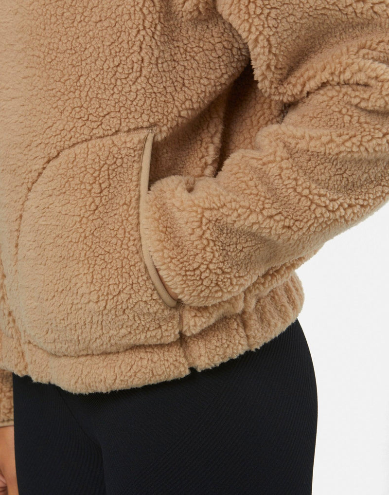 Gym & Coffee - Industry High Collar Fleece Jacket In Sandstone