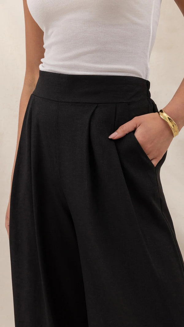 Alexis Linen Trousers -Black