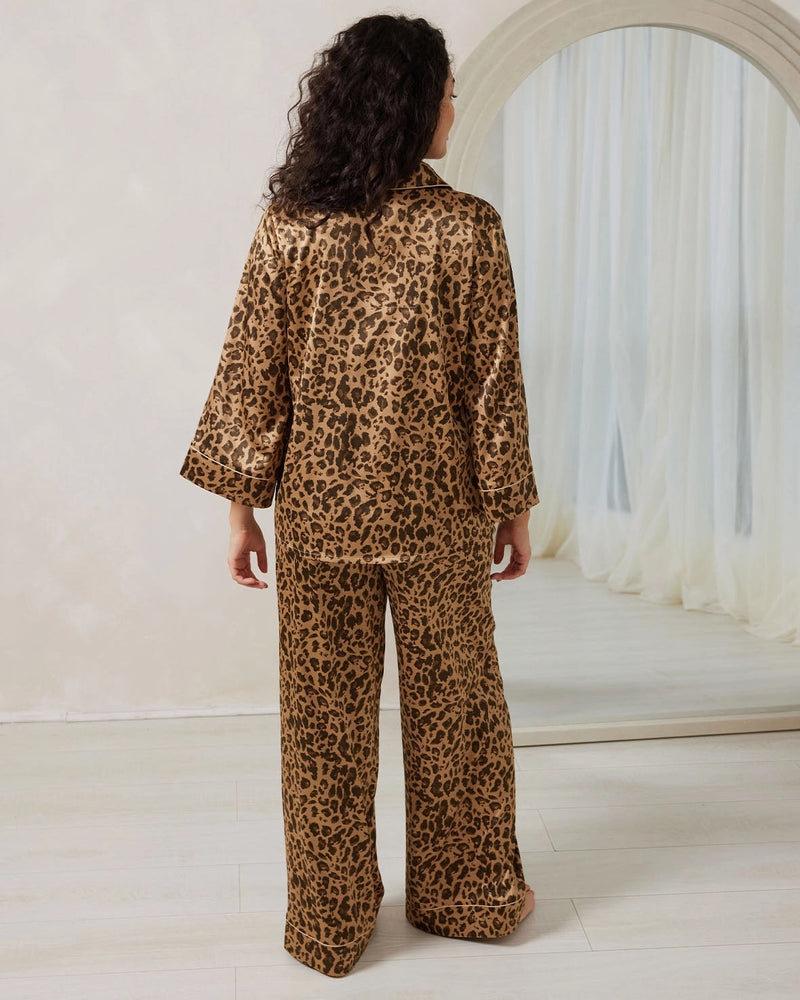 Chelsea Peers - Satin Leopard Print Long Pyjama Set