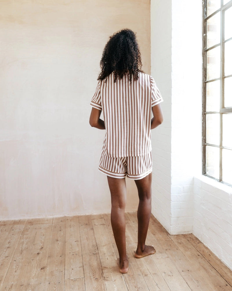 Chelsea Peers - Organic Cotton Sateen Stripe Short Pyjama Set - Brown