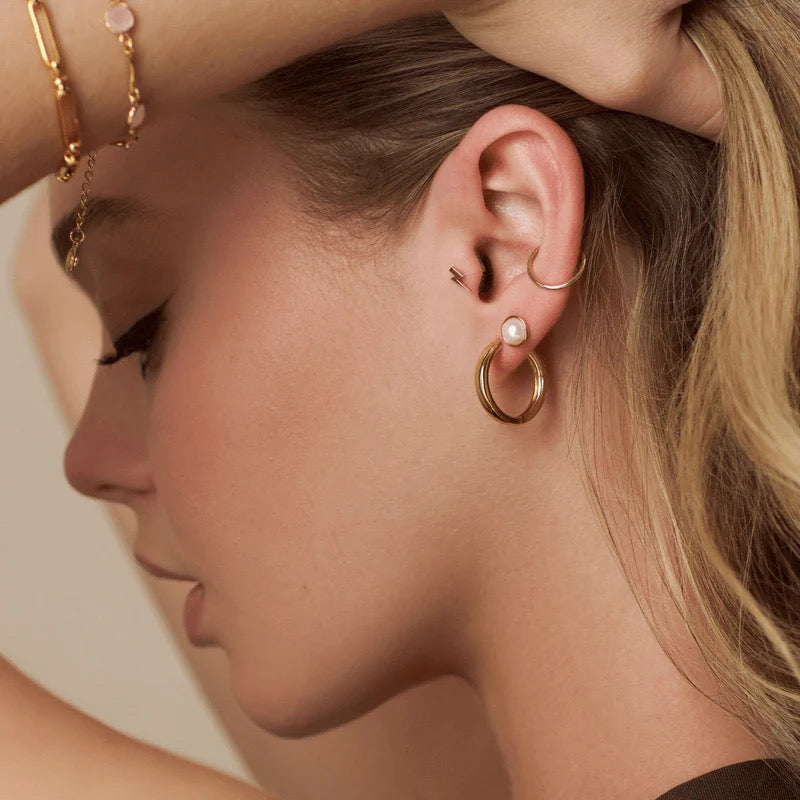 ORELIA -Pearl Stud Earrings