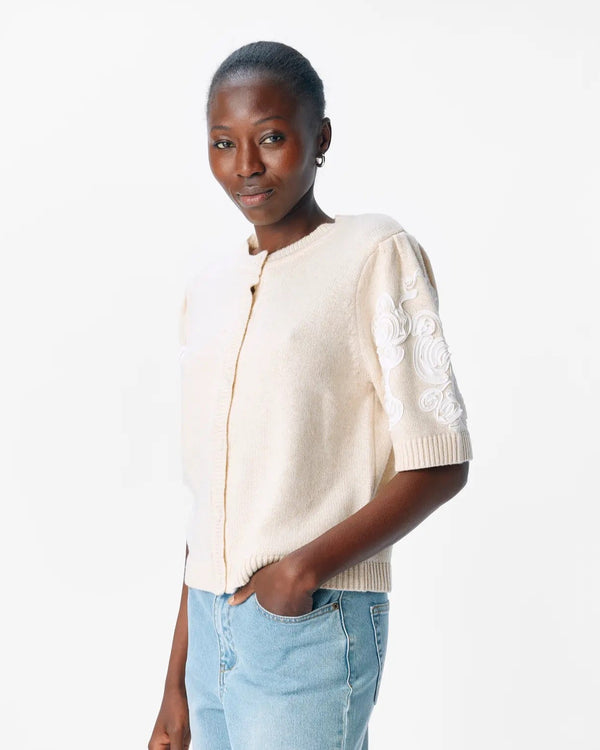 OBJECT - White Sand Embroidery Knit