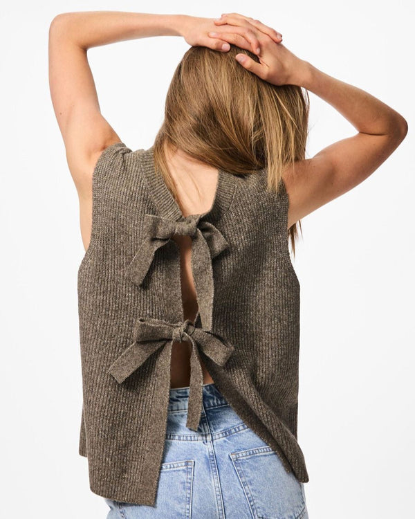 PIECES - PCSILLY Knitted Vest