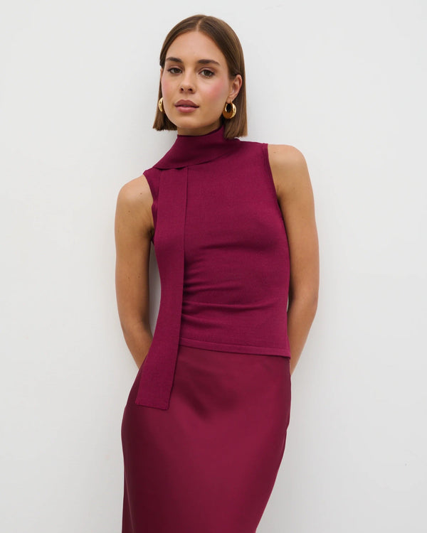 Pretty Lavish - Melanie High Neck Knit Top with Neck Tie