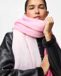 PIECES - Pink Ombre Scarf