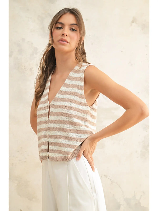 Isla - Tan & White Knit Waistcoat