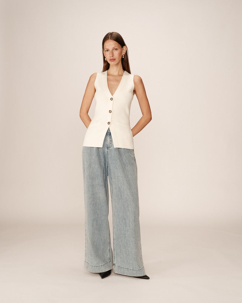 Grace & Mila - Knitted Ecru Waistcoat
