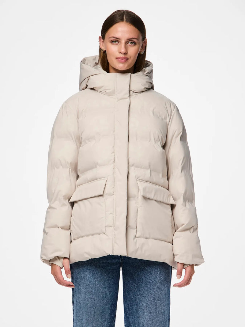 PIECES - Silver Grey Puffer Coat